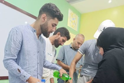 دورة صناعة المنظفات في مركز فور هيلب حمص